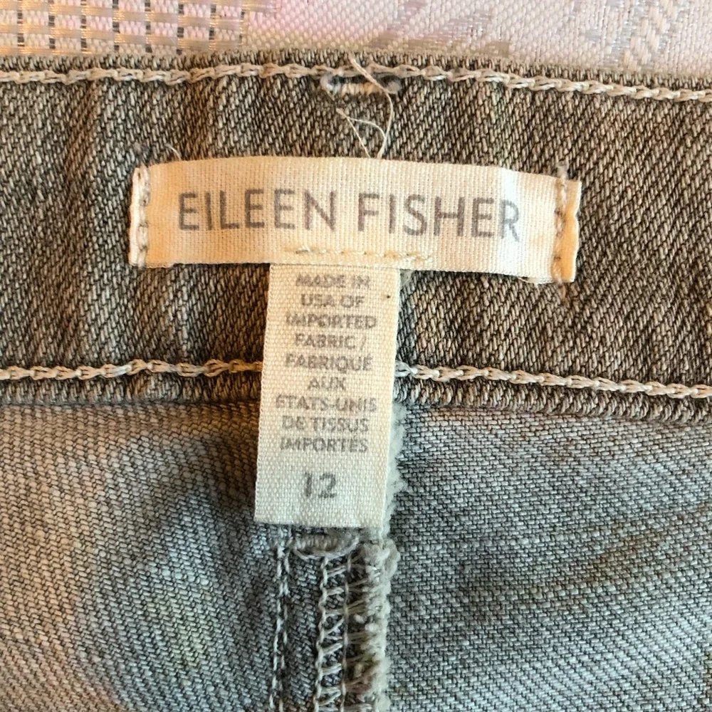 Eileen Fisher High-Waisted Gray Cropped Folded Denim Jeans Pants Women’s 12